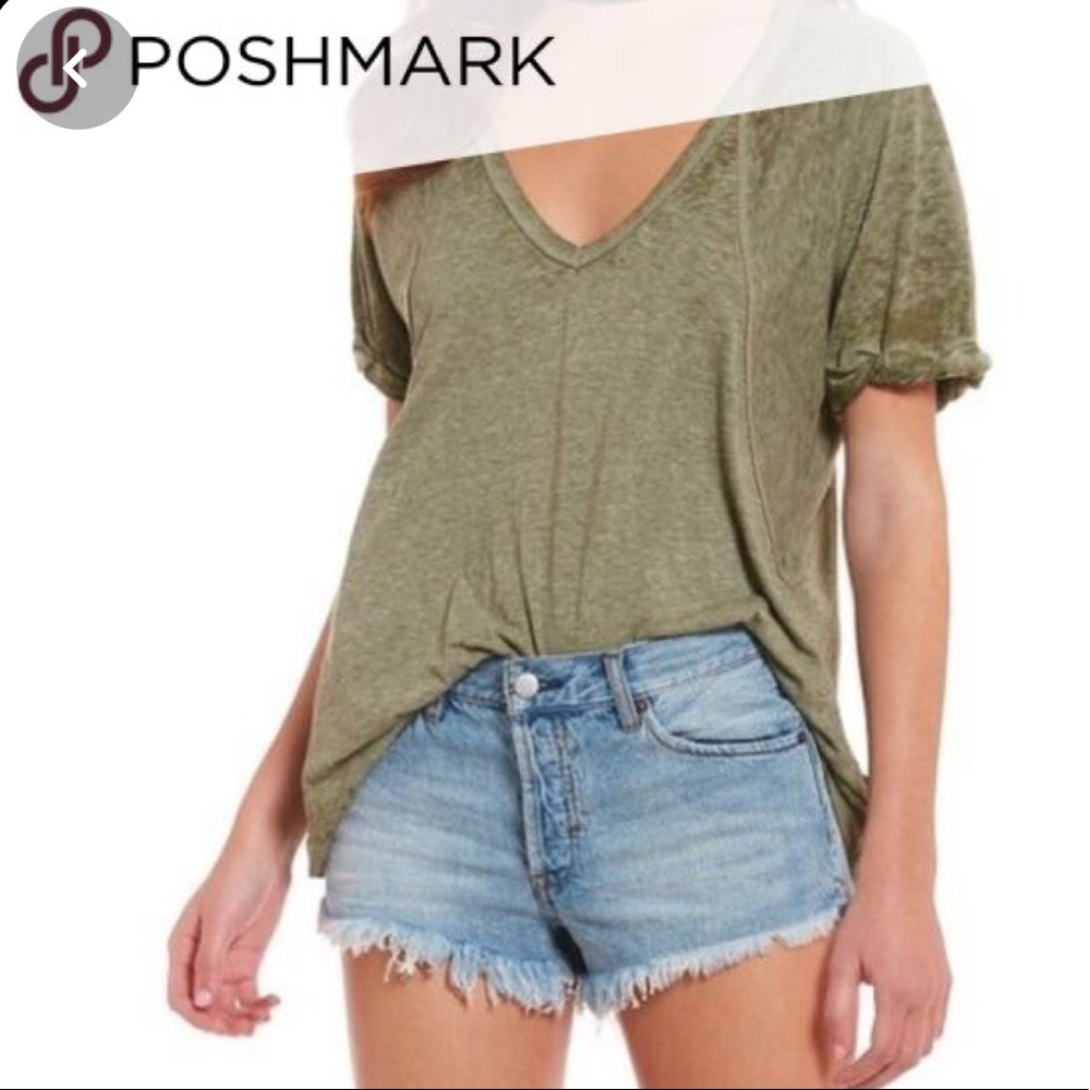 We The Free Free Fallin olive green v-neck!